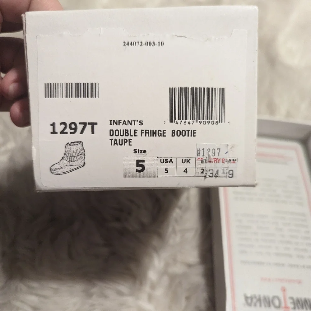 NWT Baby Minnetonka Double Fringe Bootie in Taupe
